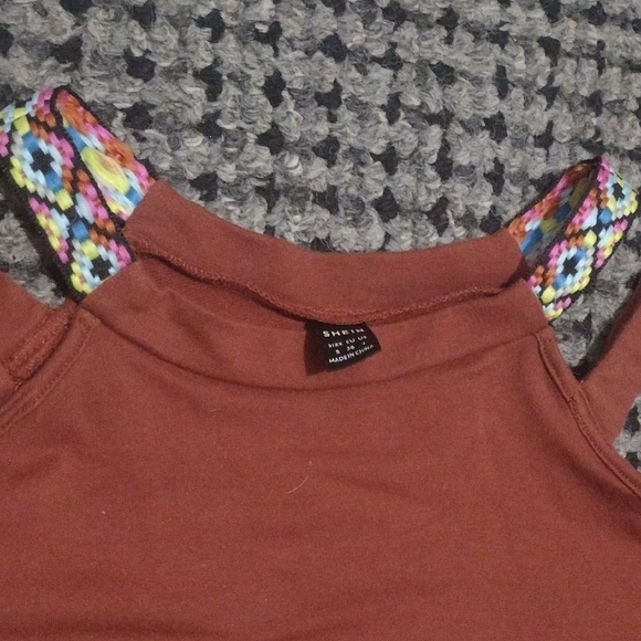 SHEIN Rust Cold Shoulder Top Sweater Material with Colorful Straps - Picture 4 of 8
